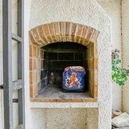 Apartament Victor Roses